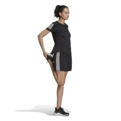 Short Tissé à 3 Bandes Femme Adidas TRAINICONS -BULLPADEL Soldes Magasin adidas hg1895 5 apparel on model walking view white