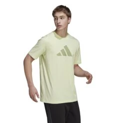 T-shirt Adidas Future Icons -BULLPADEL Soldes Magasin hf4758 6 apparel on model walking view white